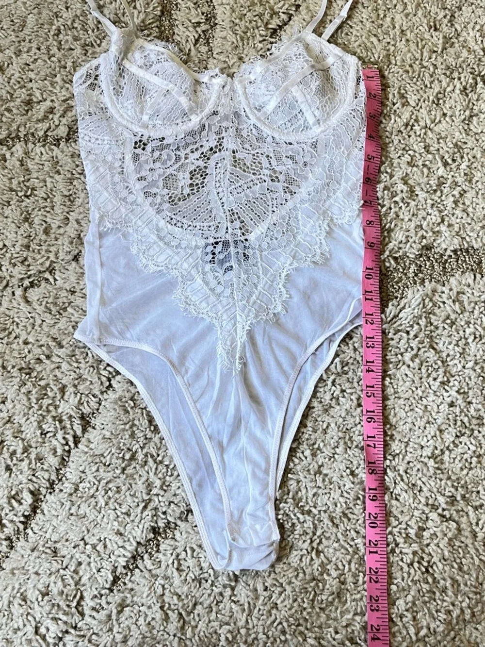 Bardot lace bodysuit - Picture 6 of 9